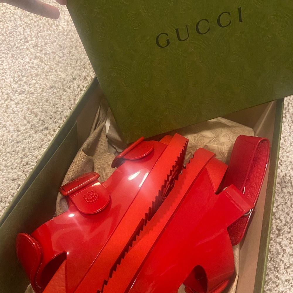 Gucci Sandals size 36